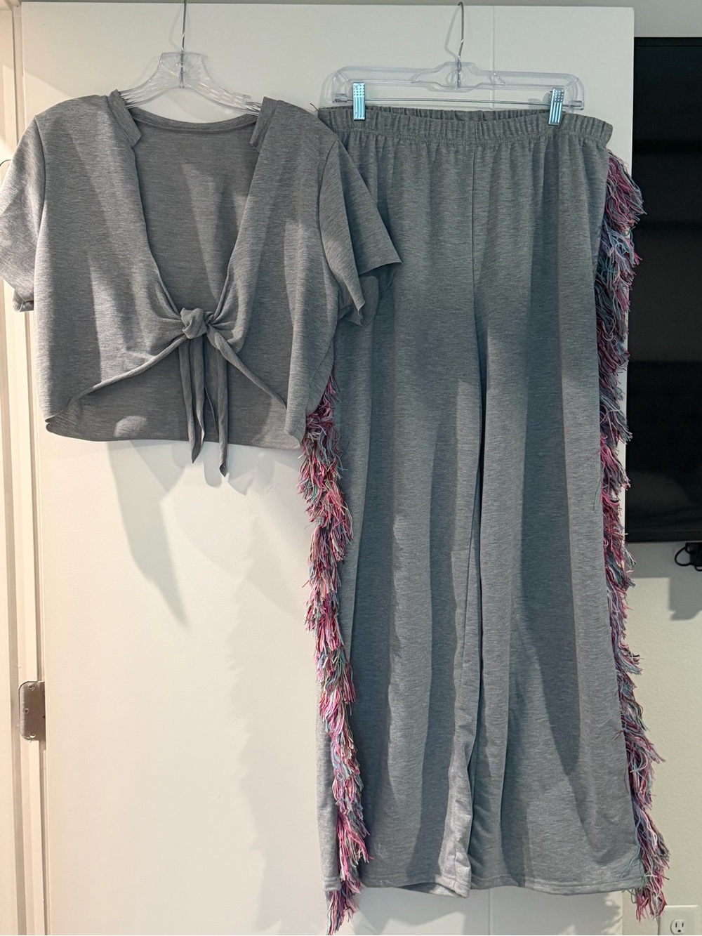 SHEIN Gray Two-Piece Wide Leg Lounge Set with Pink Fringe
